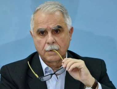 Γ.Μπαλάφας «ότι νά'ναι»: «Θα μειωθούν συντάξεις και αφορολόγητο αλλά δε θα αυξηθούν οι φόροι» (βίντεο)